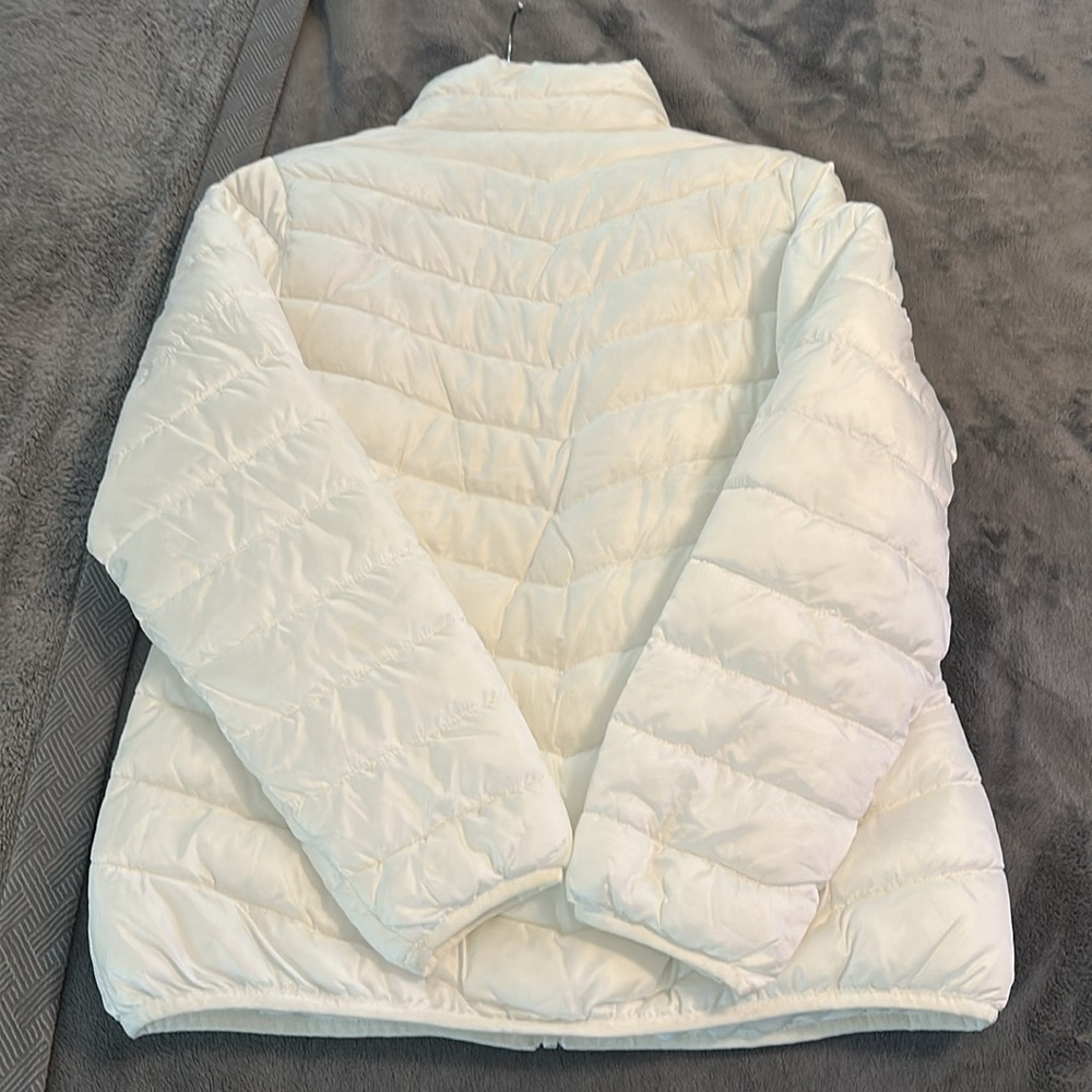 Puffer Jacket - Picture 2 of 4